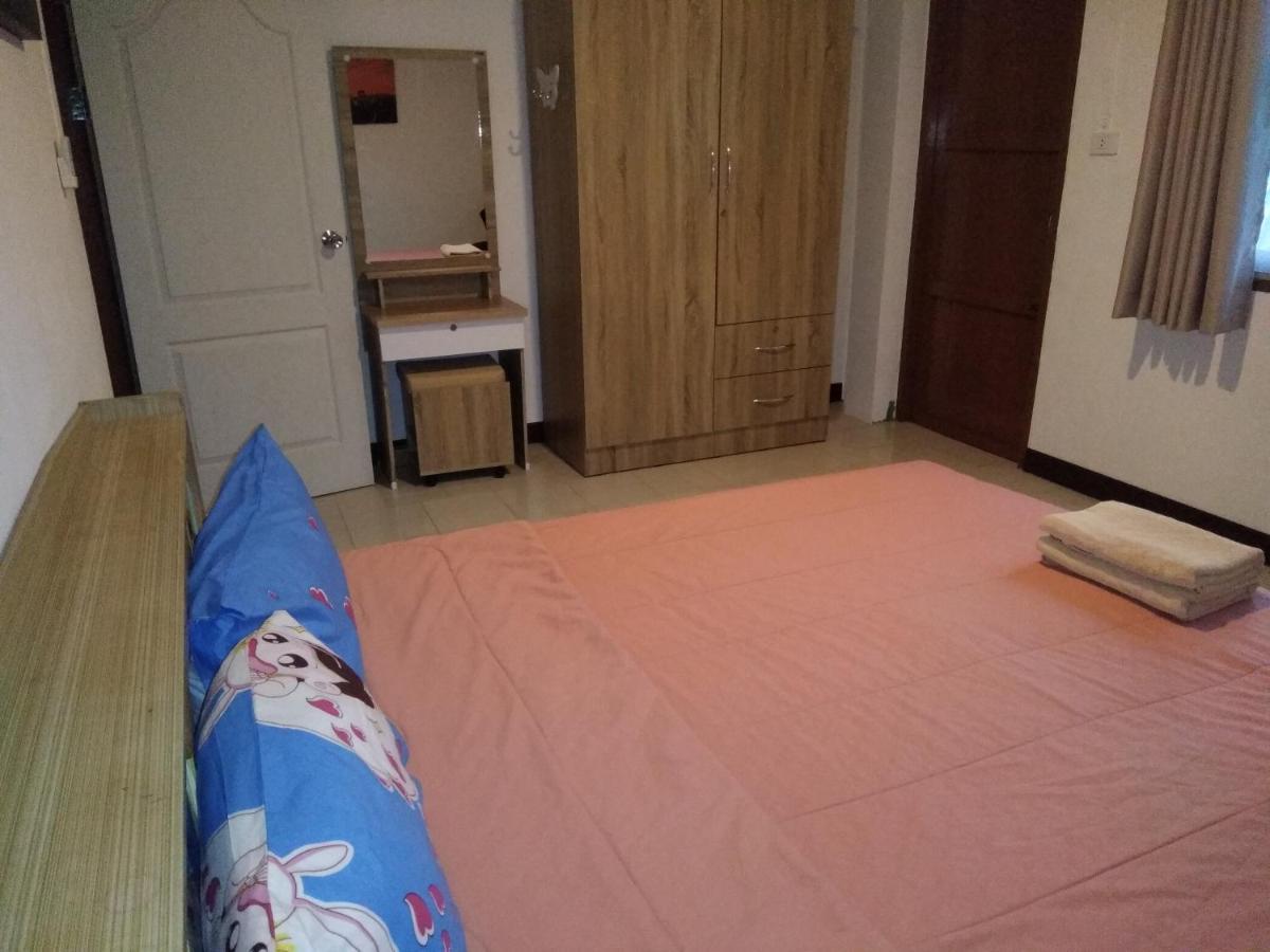 Happy House 51 Hotel Хуа Хин Екстериор снимка