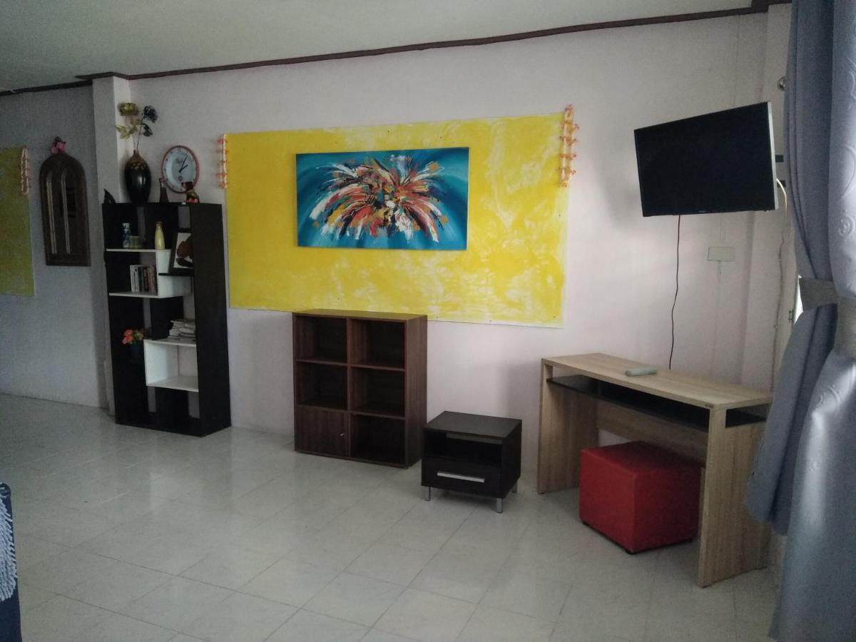Happy House 51 Hotel Хуа Хин Екстериор снимка