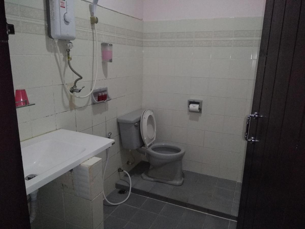 Happy House 51 Hotel Хуа Хин Екстериор снимка