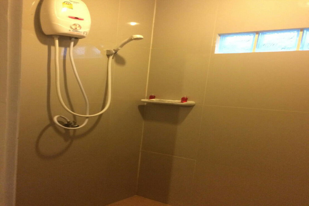 Happy House 51 Hotel Хуа Хин Екстериор снимка